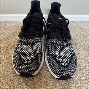 Adidas ULTRADREAM DNA SHOES